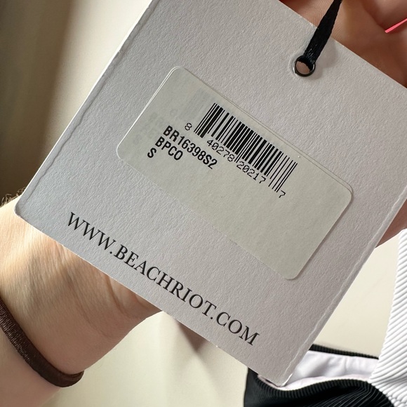 NWT Beach Riot Longsleeve One Piece Swimsuit - Picture 4 of 4